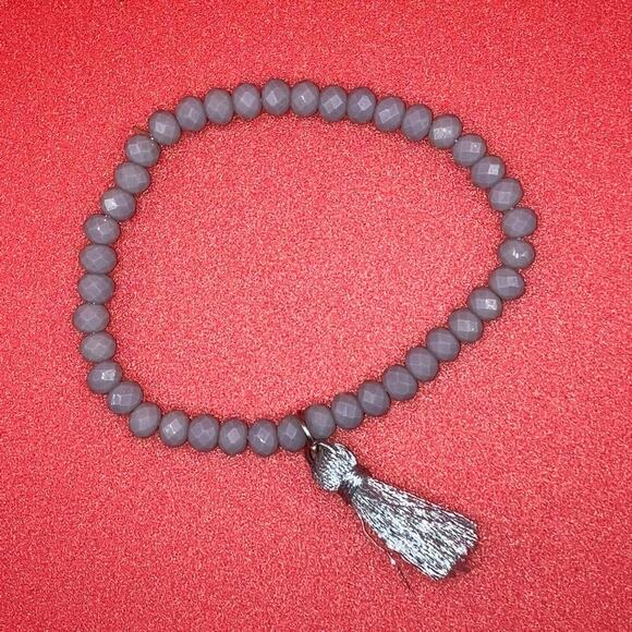 4 Lavender Silver Beaded Bracelets! - Picture 4 of 7